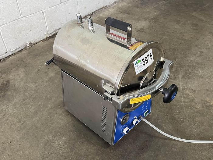 Used TM-T24J Table Top 24L Autoclave