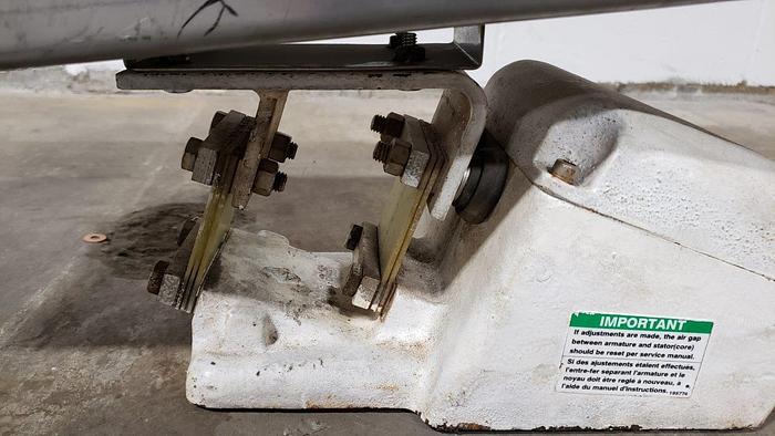 Used Syntron F-010-B Electromagnetic Vibrating Feeder