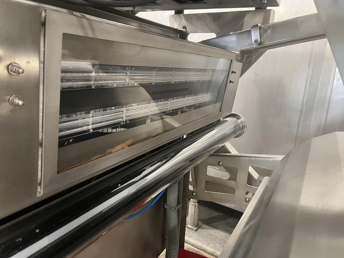 Used TOMRA Blizzard Optical Sorter with Lauda Chiller