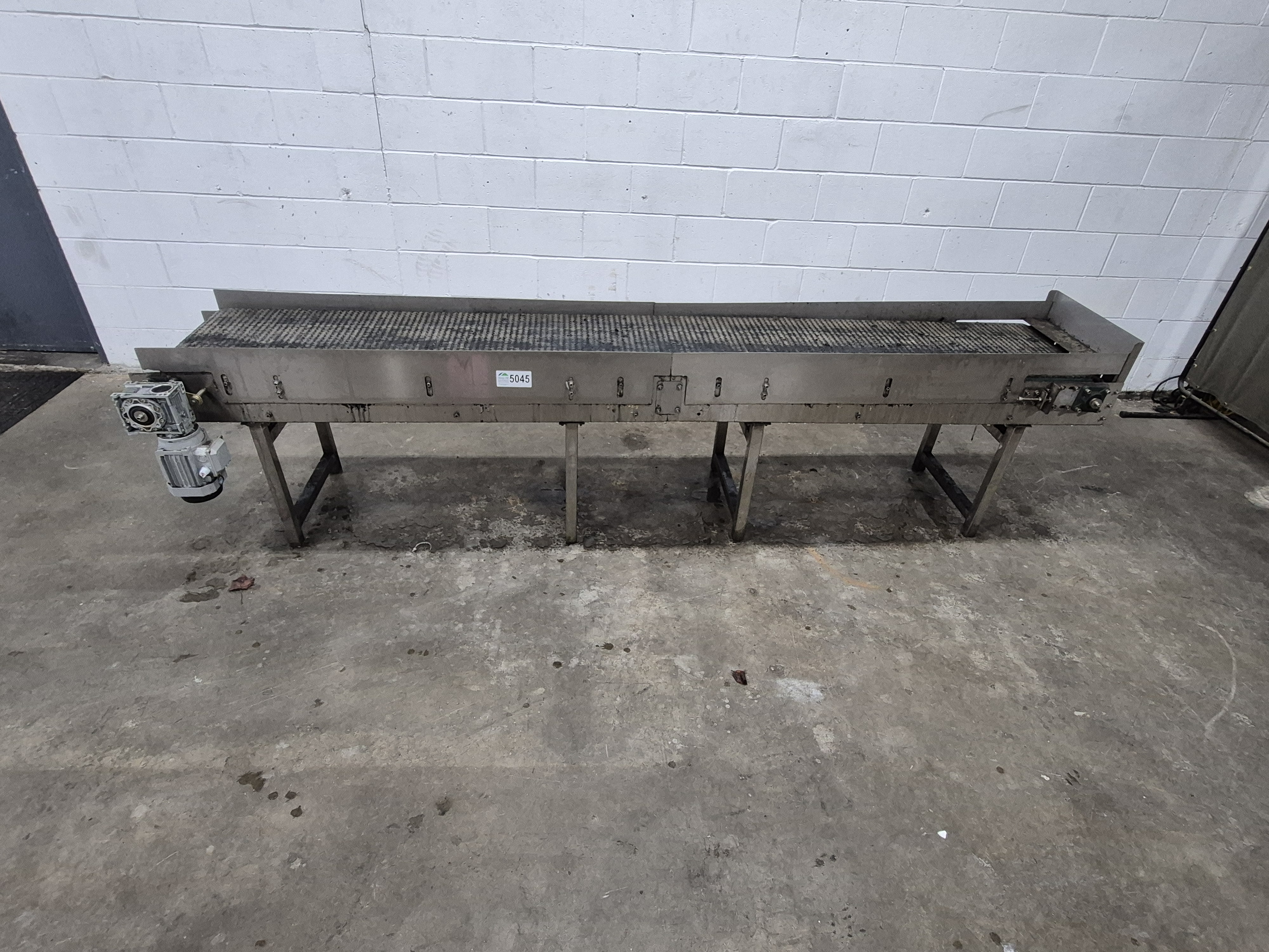 Used 9.5ft Flat Belt Conveyor