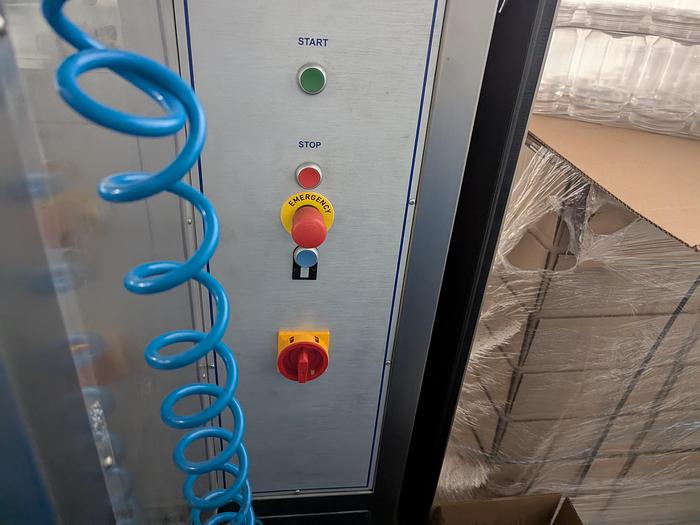 Used Turpack VFFS with Infeed Elevator and Volumetric Filler