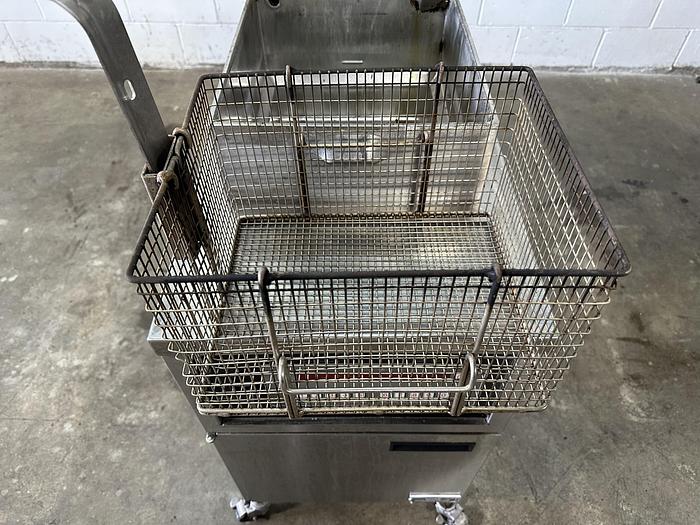 Used Henny Penny Pressure Fryer
