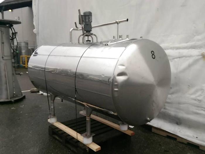 Used 500 Gallon Refrigerated Milk Tank with Agitation