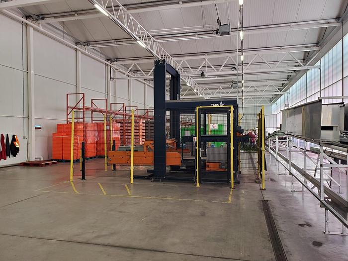 Used TAKS Palletizer
