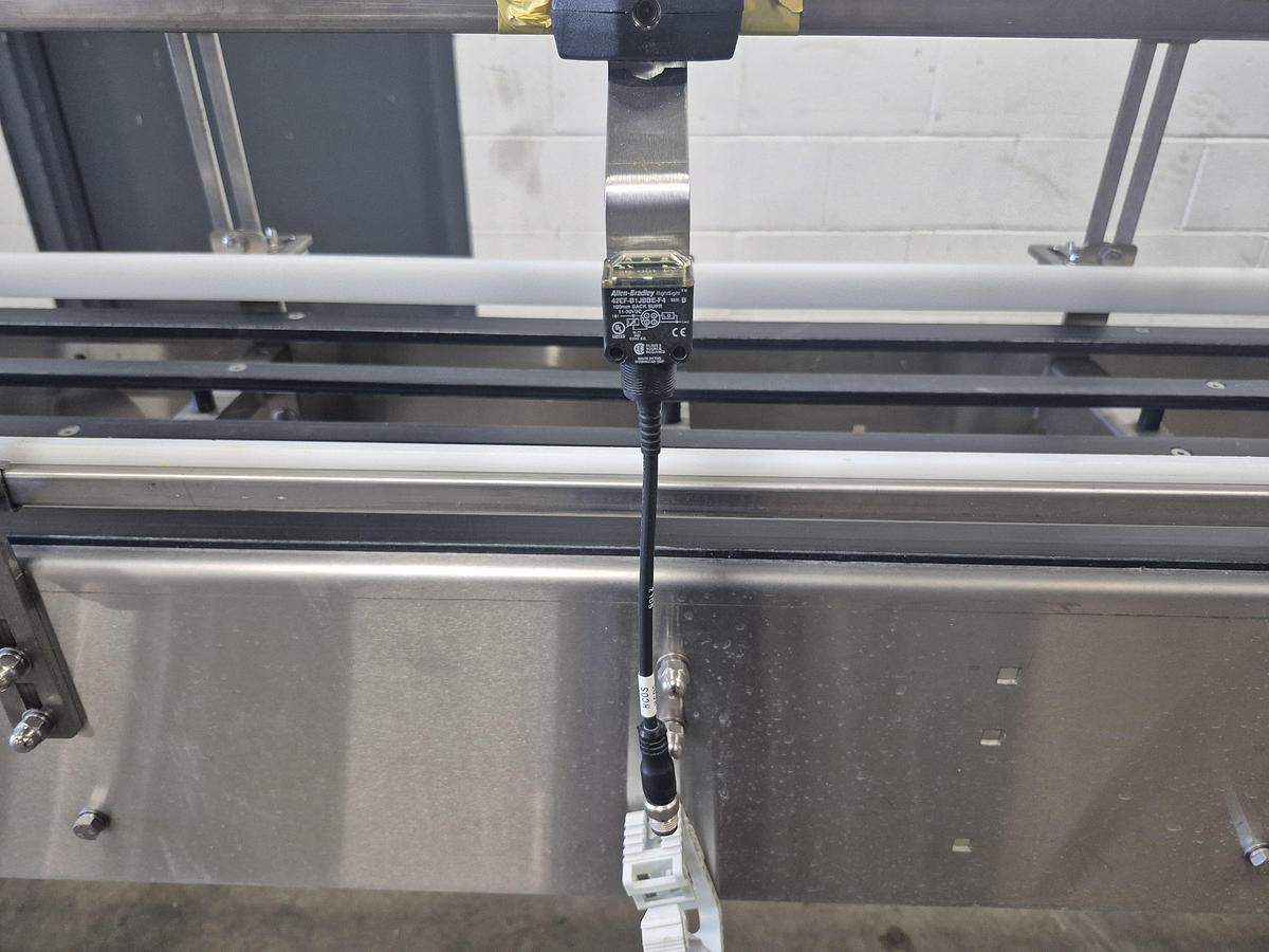 Used Pacific Inline Flow Meter Liquid Filling Machine