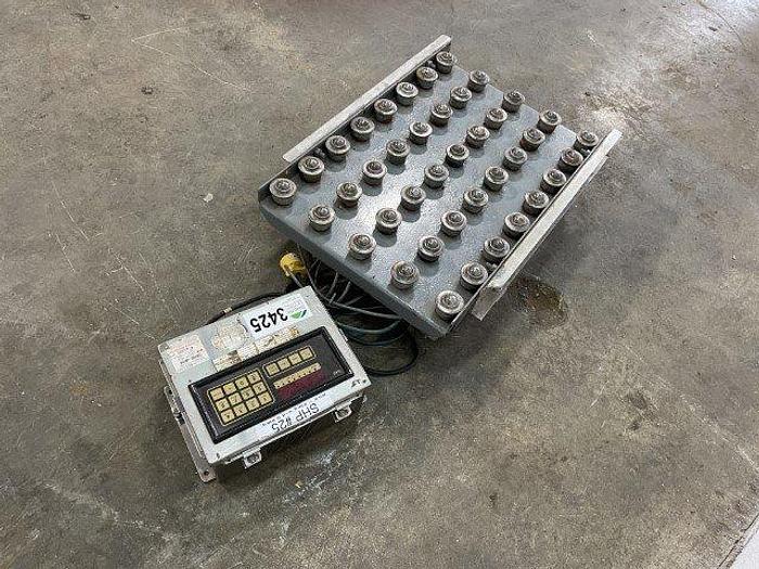 Used WSB2015 Ball-Top Shipping Scale