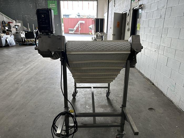 Used Incline Conveyor with Hopper