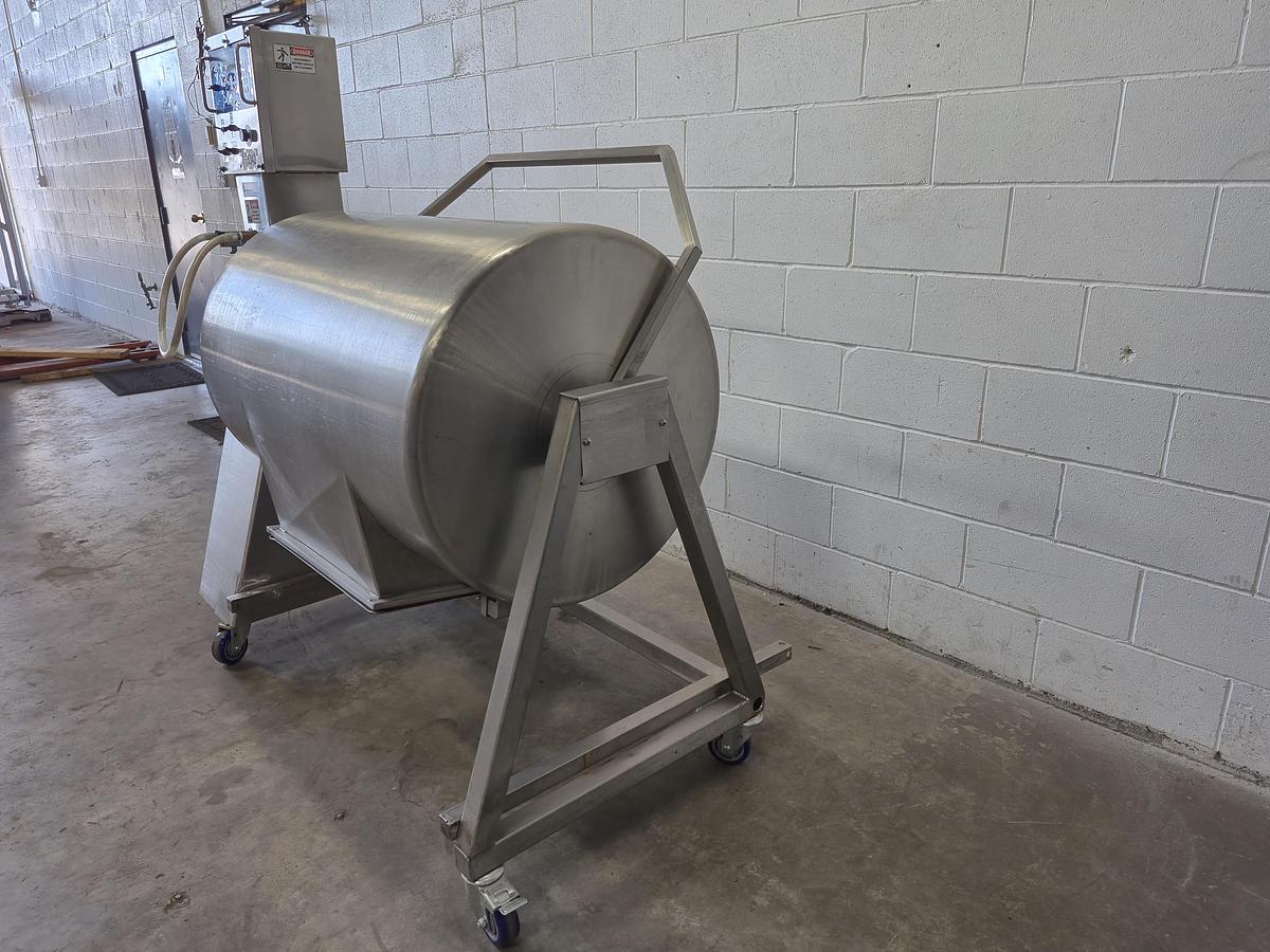 Used Lumar Ideal LU500 500 lb. Commercial Vacuum Tumbler