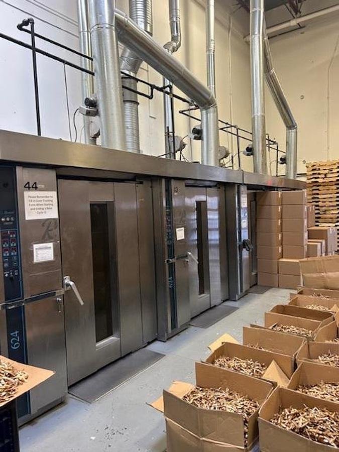 Used Revent 624 Natural Gas Rack Oven