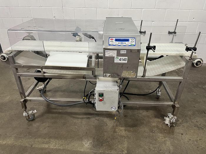 Used Loma IQ² Metal Detector