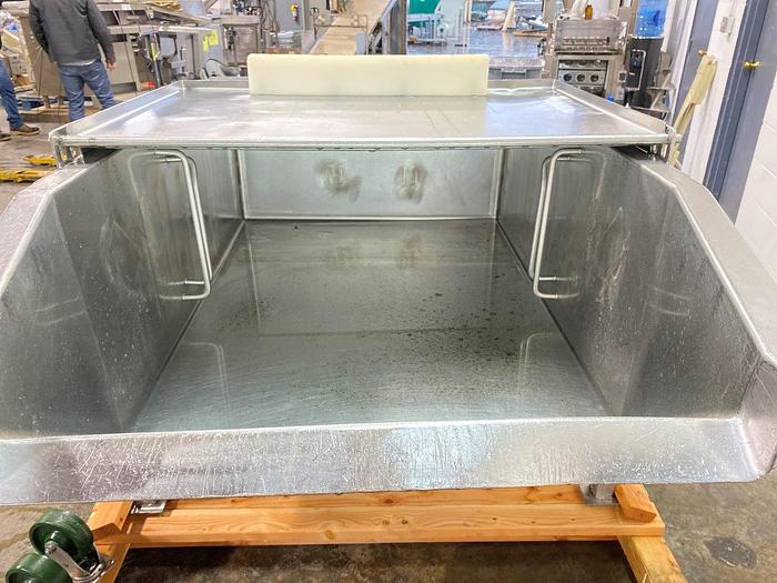 Used Mobile Self-Dump Product Hopper