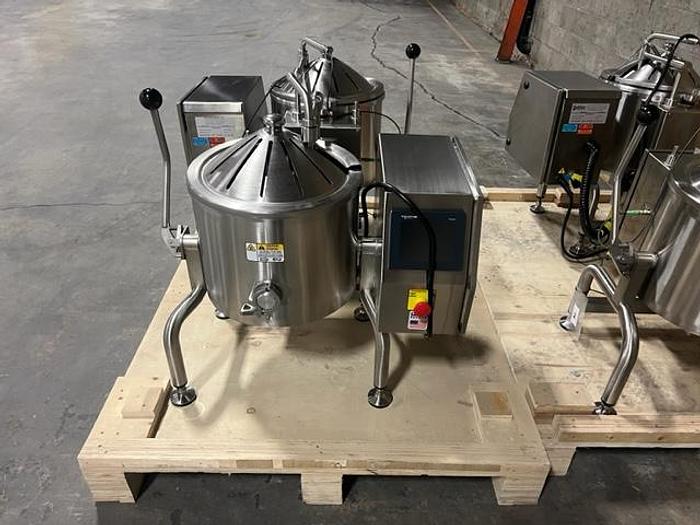 Used Savage FireMixer-14 Electric Cooker Mixers with Pinnacle De-Molder