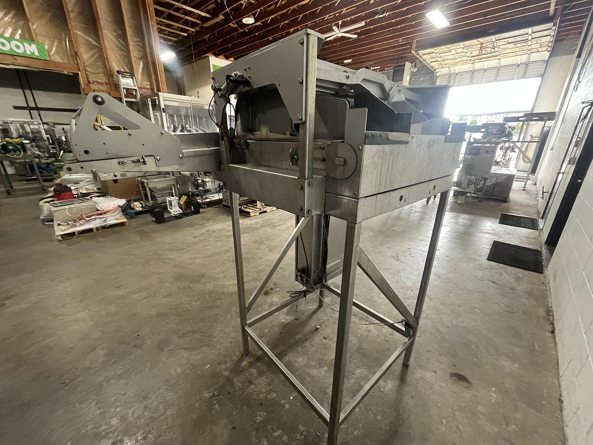 Used Hayley Manufacturing Diverting Conveyor System