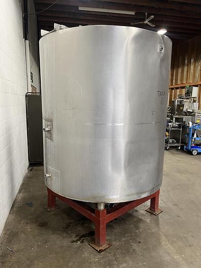 Used 1,000 Gallon SS Tank