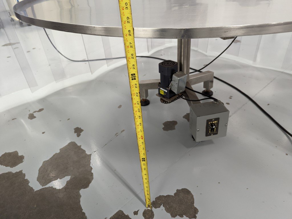 Used Accumulation Table With Retaining Ring