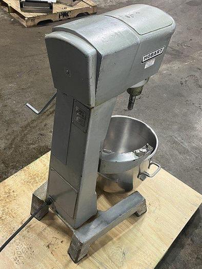 Used Hobart D-300T 30 Qt Mixer