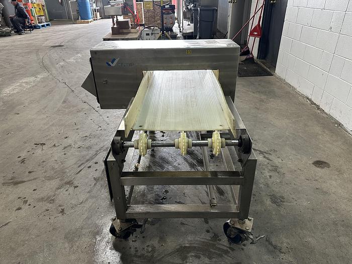 Used Cintex Metal Detector CS2060