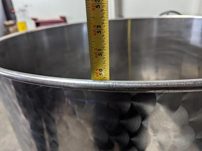 Used Marchisio 1000L Stainless Flat Bottom Wine Tank