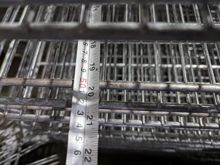 Used Baking & Cooling Racks