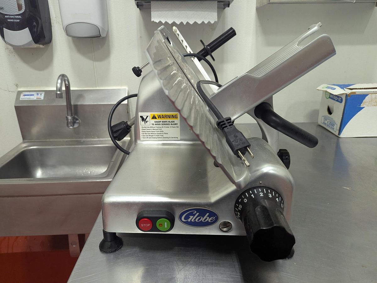 Used Globe G10 Manual Slicer