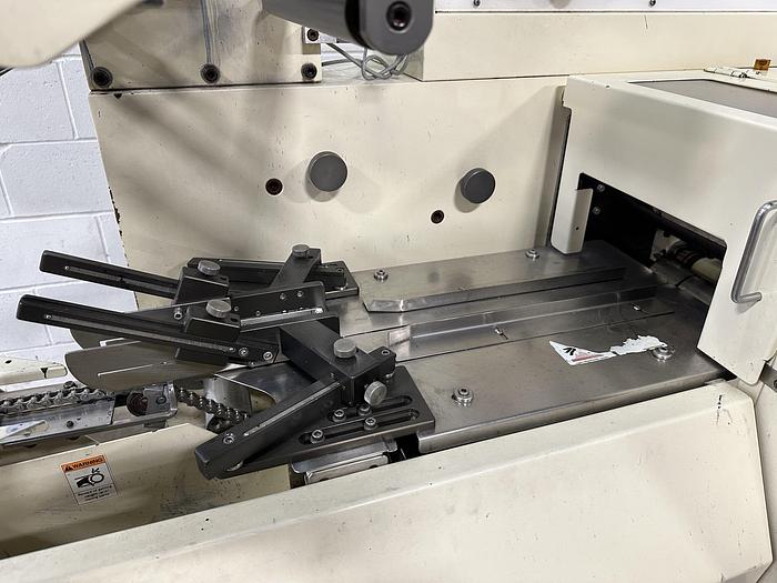 Used Shingda SD-920HE Horizontal Flow Wrapper