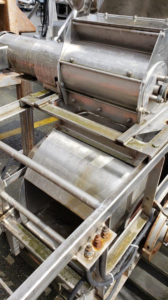 Used ABM McLauchlan 900 SS Berry Slicer