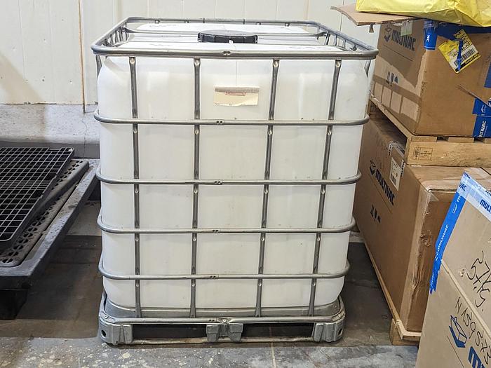 Used Caged IBC Liquid Totes