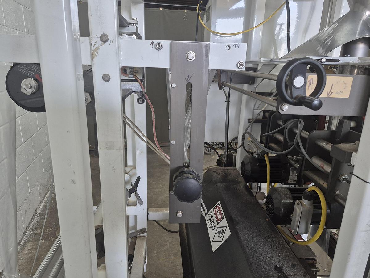 Used Matrix Packaging Machinery Vertical Form-fill-Seal Bagger