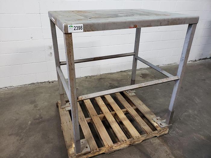 Used 48" x 36" Table