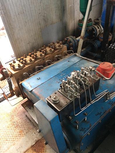 Used Waukesha F1197G Engine with Wheatley HP165 Quintuplex Pump