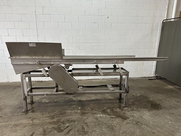 Used 9' Shaker Conveyor