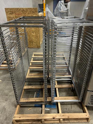 Used Avantco 2-Door Refrigerator 178A49RHC