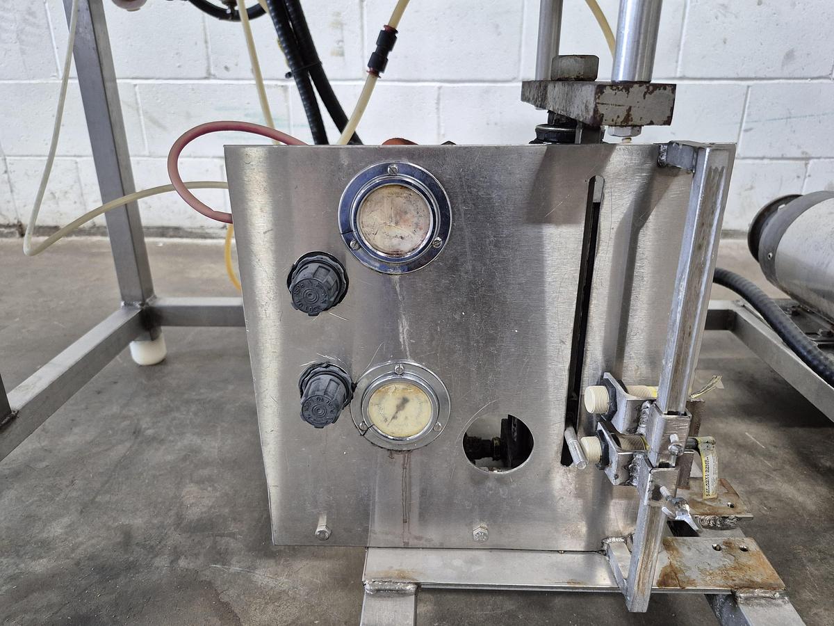 Used All-Fill Automatic Inline Single-Head Bottle Filler with Conveyor