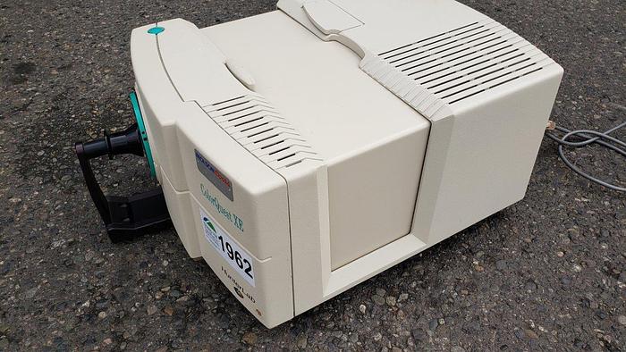 Used HunterLab ColorQuest XE Spectrophotometer