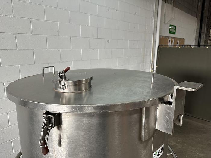 Used 180 Gallon SS Tank with Lid