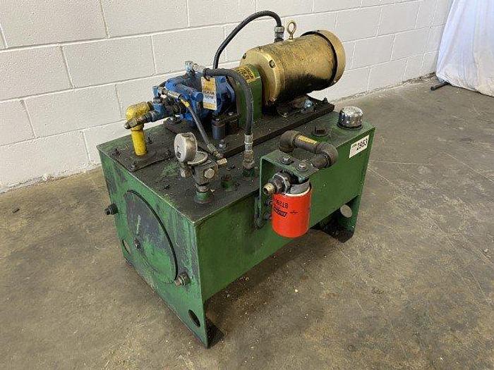 Used Eaton PVQ13 Hydraulic Pump