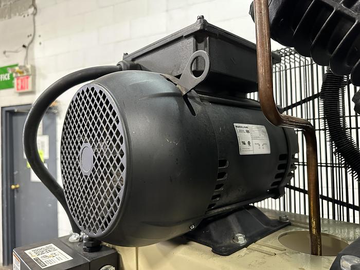 Used Ingersoll Rand 7.5HP Compressor