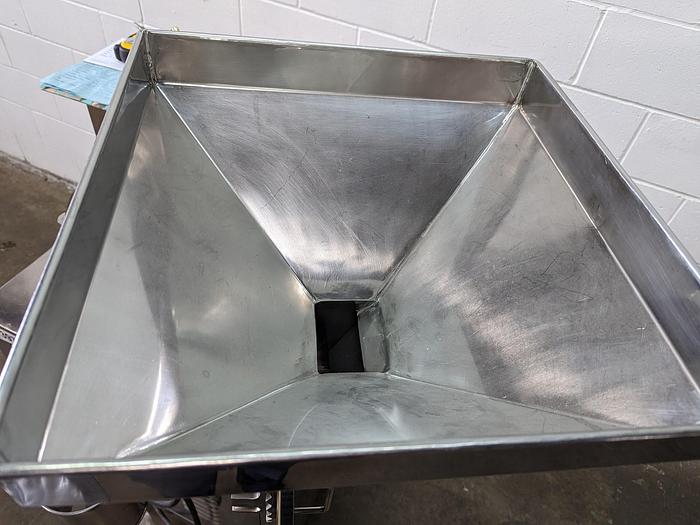 Used JB-20 B Series Universal Crusher