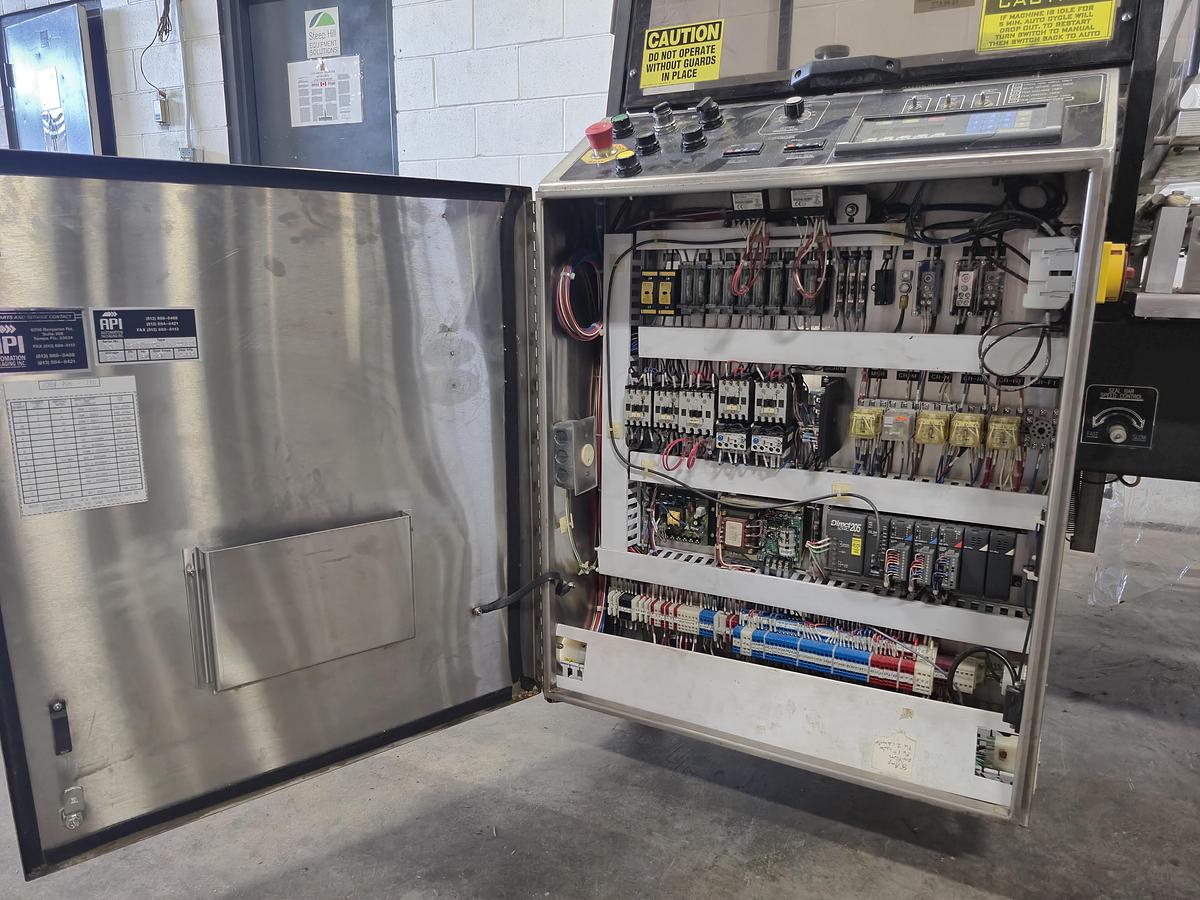 Used API VERSATech LB 22/32 L-Bar Sealer