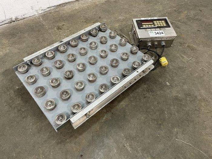 Used WSB2015 Ball-Top Shipping Scale