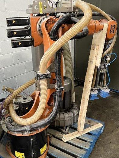 Used KUKA KR 16-2 S Robot Arm