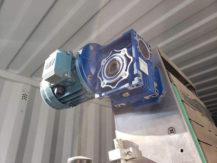 Used Lattine Cap Elevator