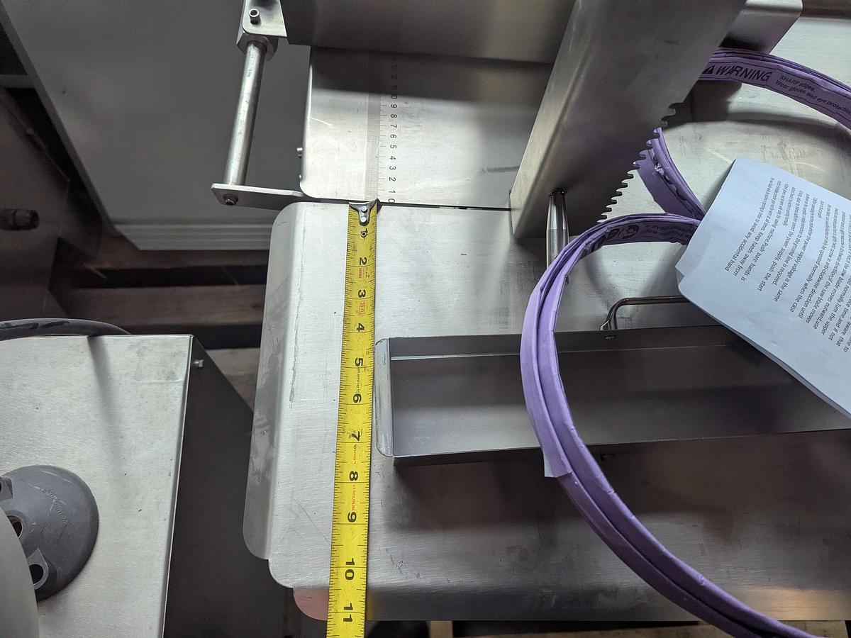 Used VEVOR Vertical Band Saw