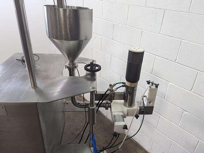 Used Ca.Ve.Co. D/35 Piston Filler