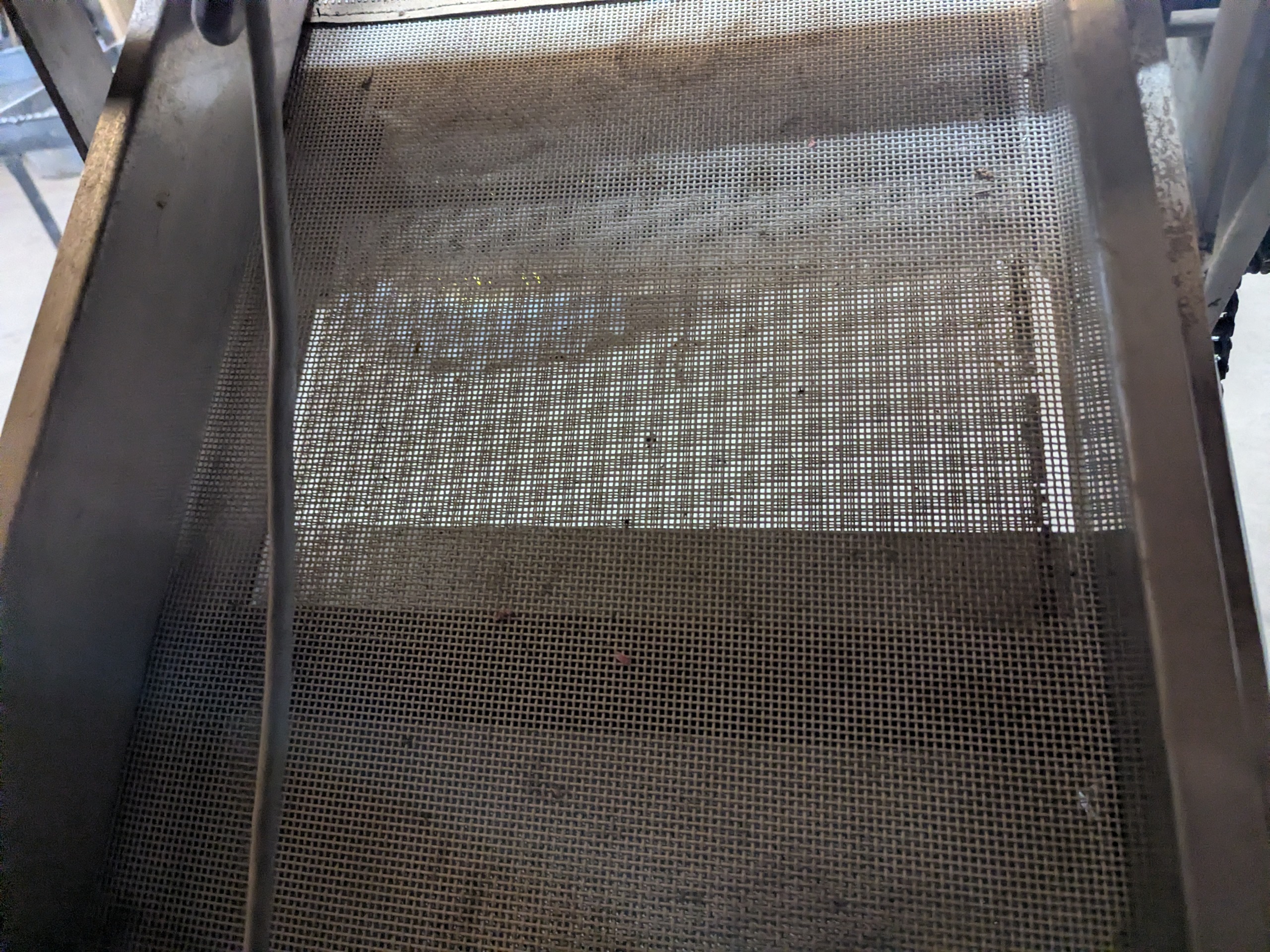 Used Mesh Belt Incline Conveyor