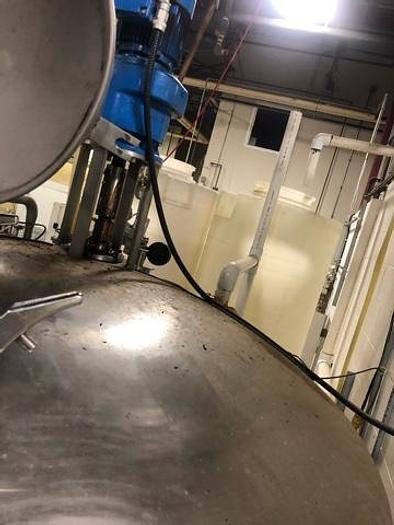 Used 1300 Gallon SS Thick-Walled Water Tank