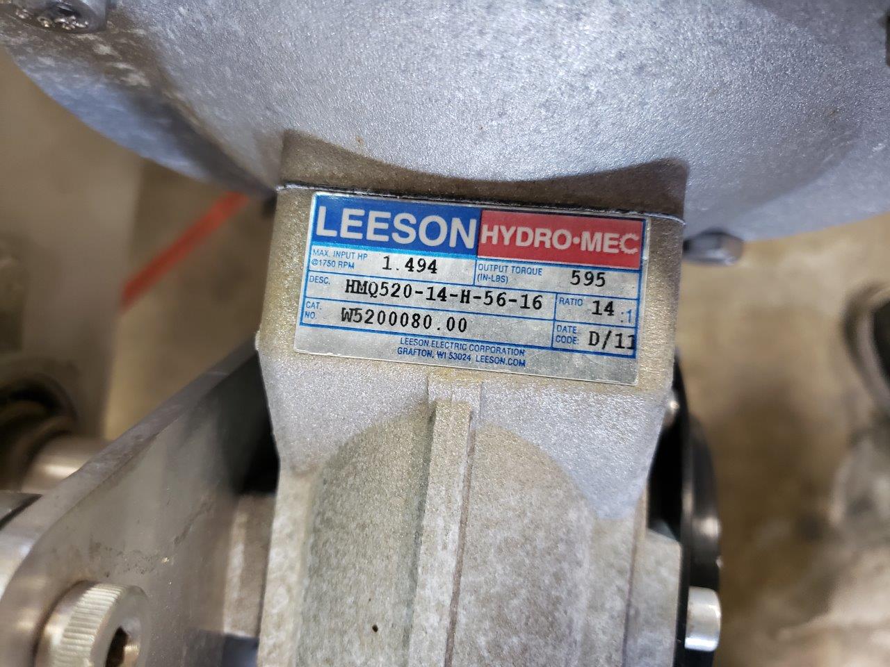 Used Lakewood Volumetric Clamshell Filler