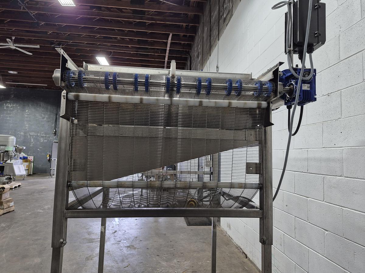 Used A&B Berry Destemmer 