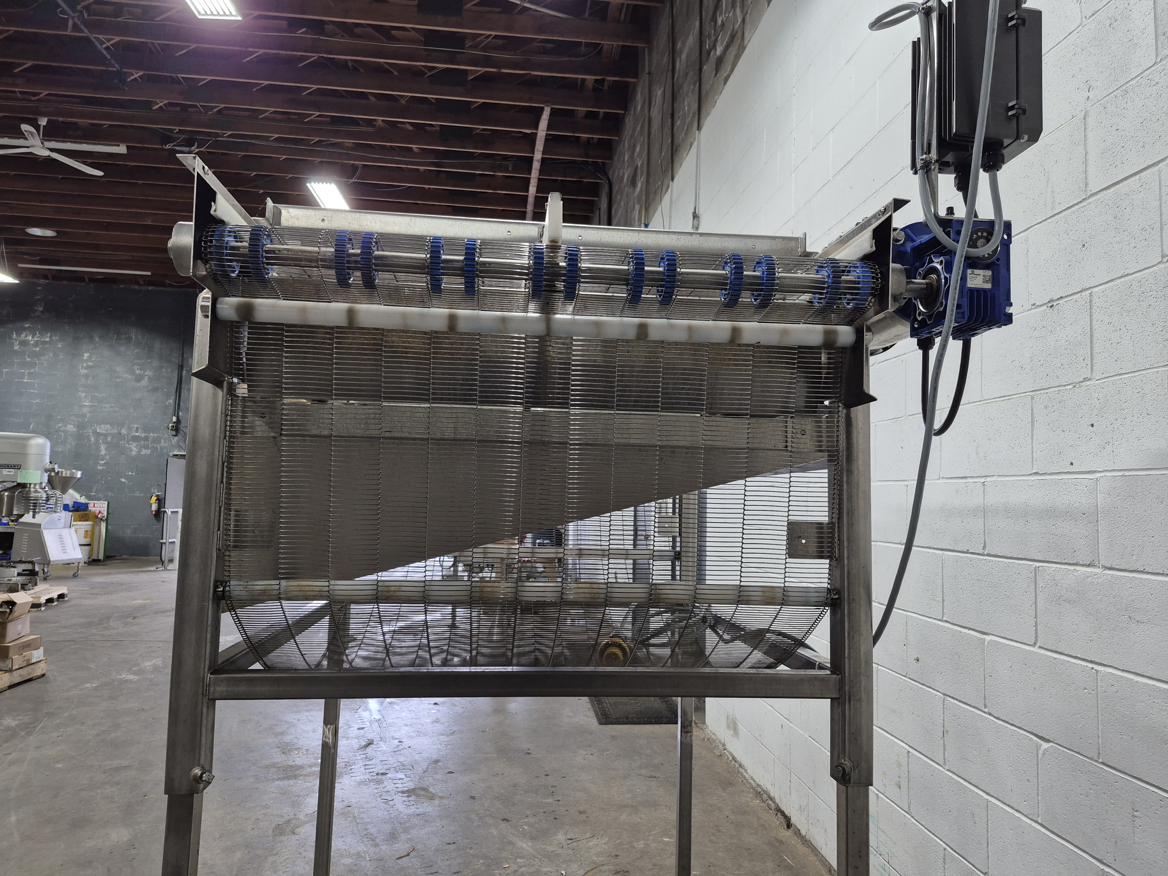 Used A&B Berry Destemmer 