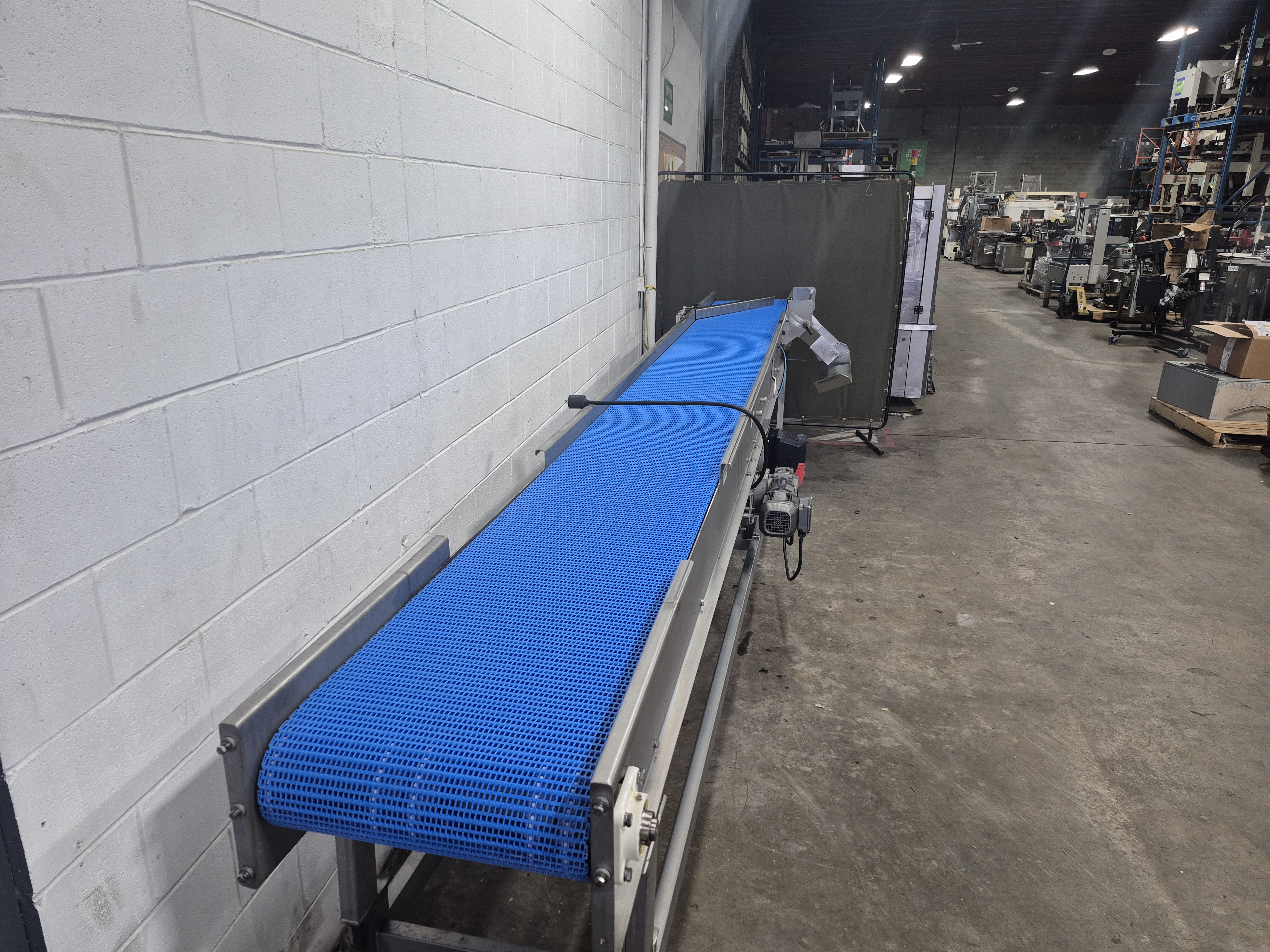 Used George A. Wright 17.5 Feet Conveyor 